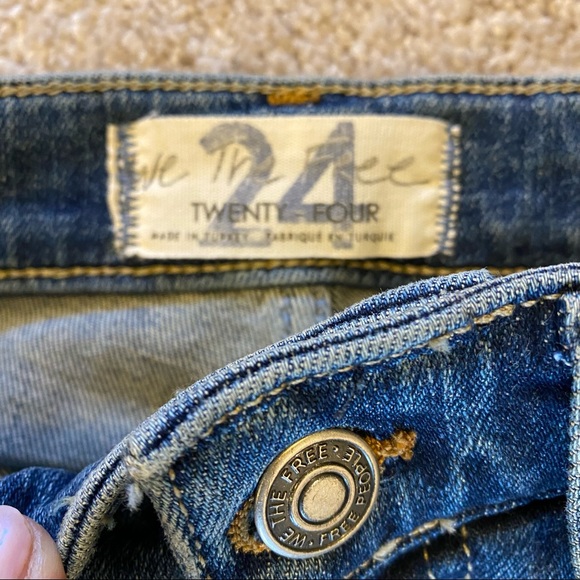 - NWT Free People Sabrina Ripped High Waisted Crop Skinny Jeans - Picture 6 of 10